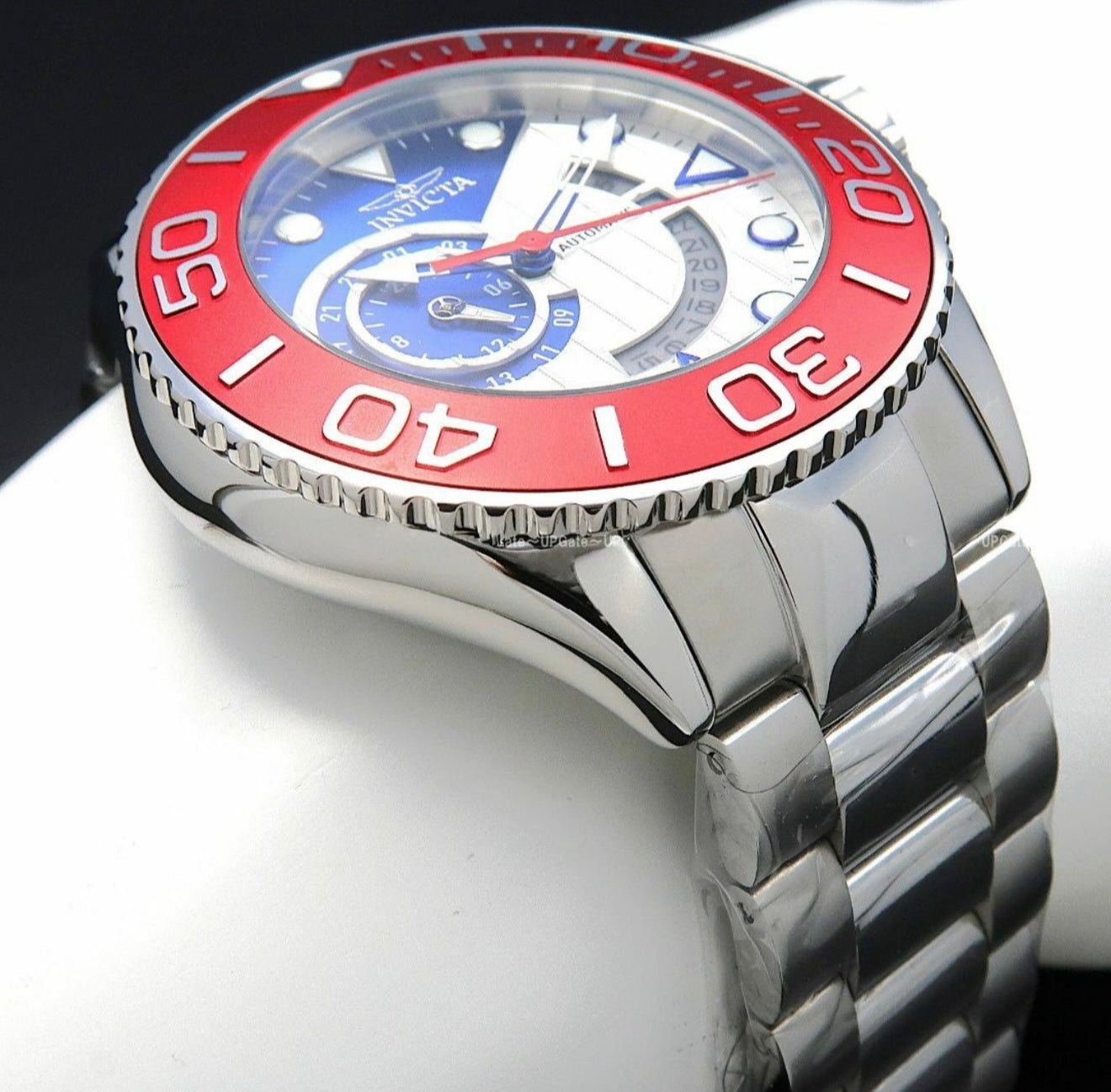 Invicta Men´s 52mm Grand Driver GMT Automatic Silver 300m Watch