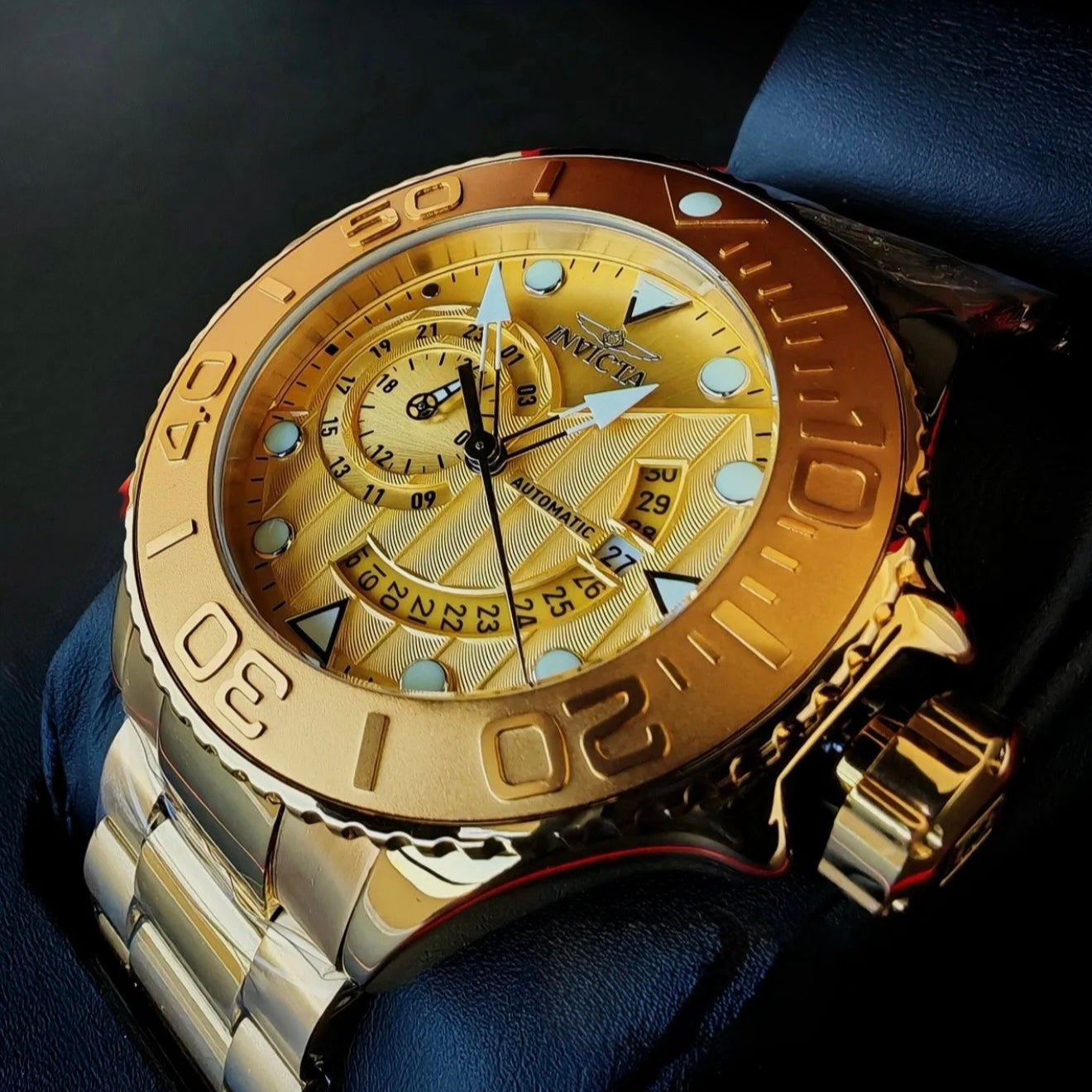 Invicta Grand Driver Men´s  Automatic Gold Dial 52mm