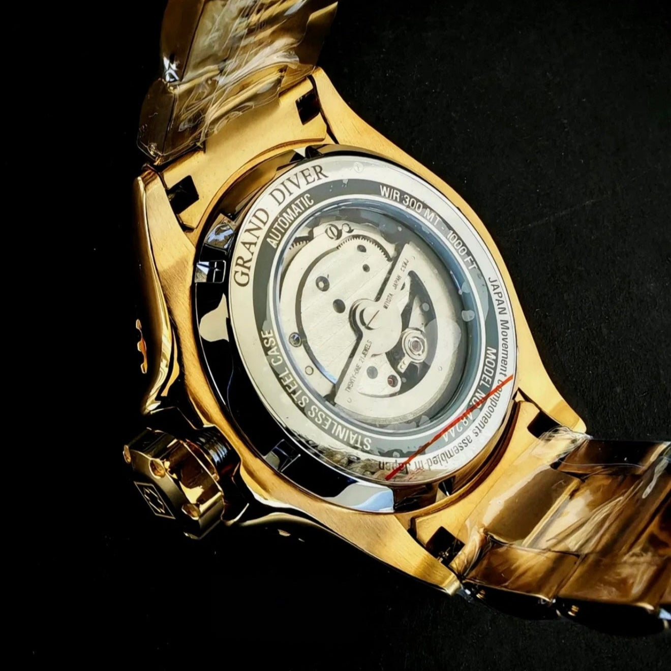 Invicta Grand Driver Men´s  Automatic Gold Dial 52mm