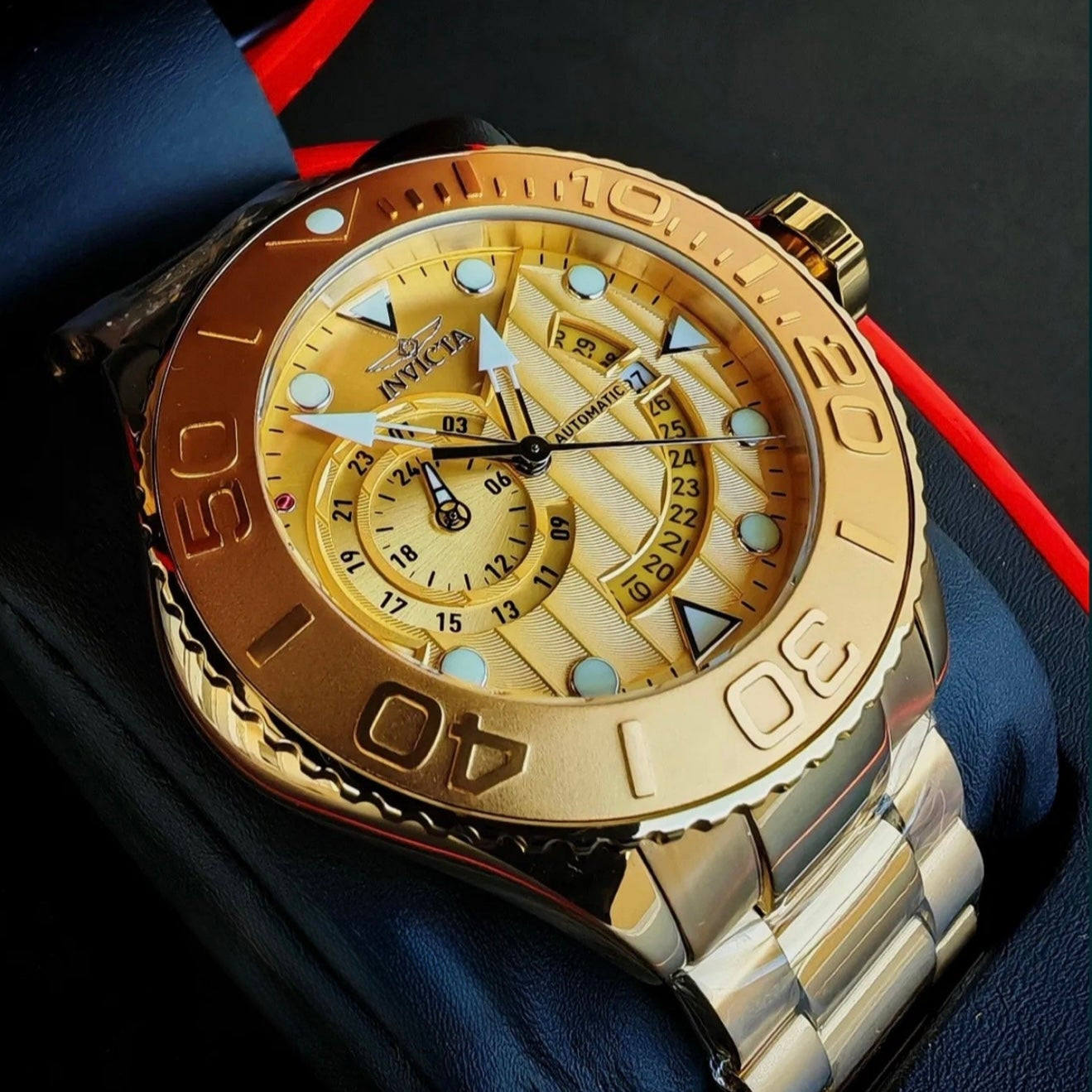 Invicta Grand Driver Men´s  Automatic Gold Dial 52mm