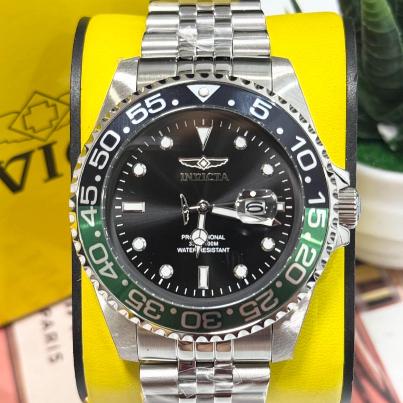 Invicta Men´s Pro Driver Black Dial - Silver Bracelet  Quartz 100m