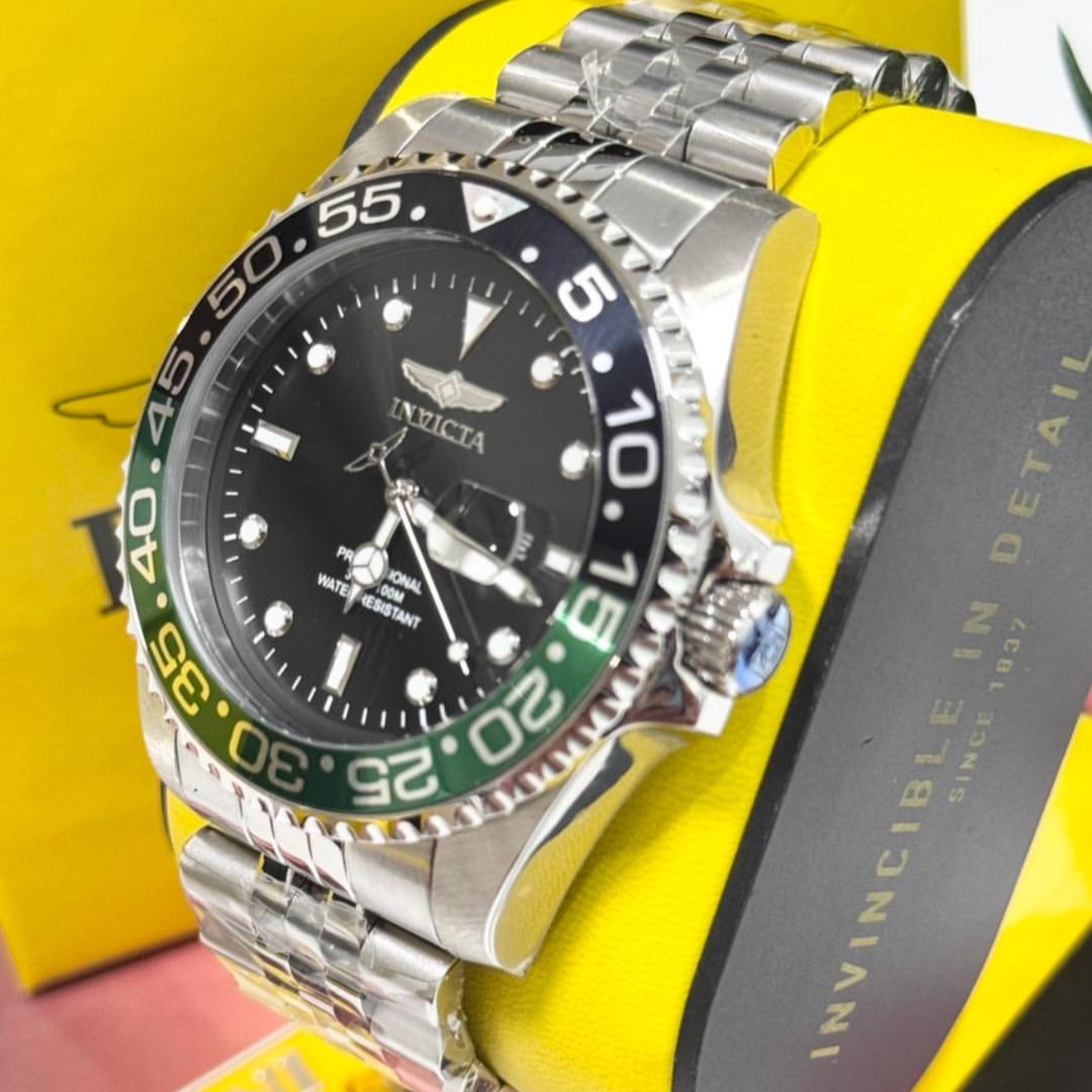 Invicta Men´s Pro Driver Black Dial - Silver Bracelet  Quartz 100m
