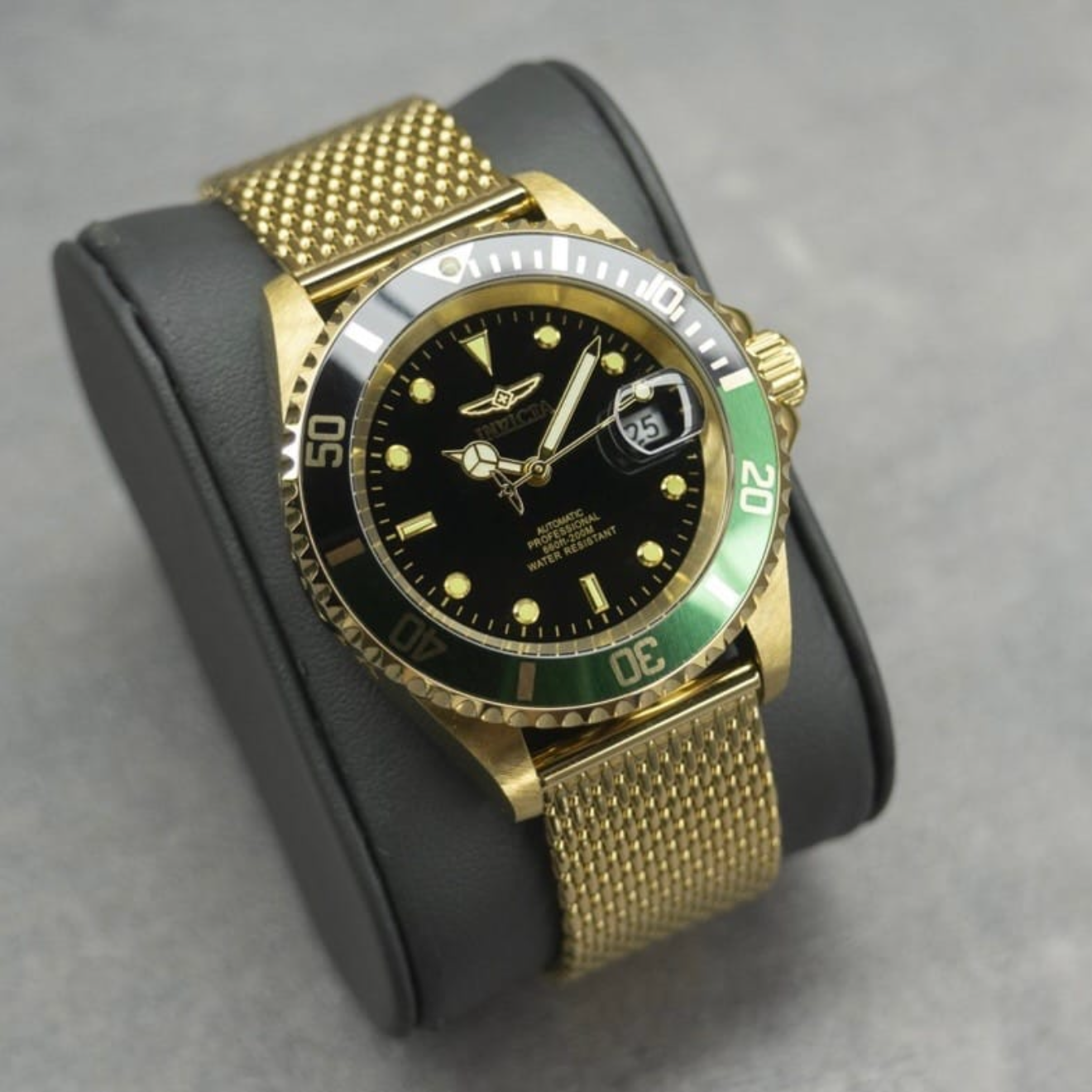 Invicta Men´s 47mm Pro Diver Automatic Black Dial Mesh Bracelet