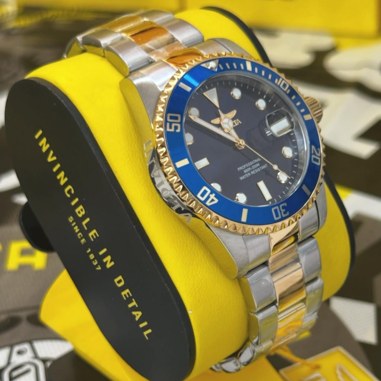 Invicta Pro Diver Blue/Gold Men´s Watch 42mm Quartz-Steel