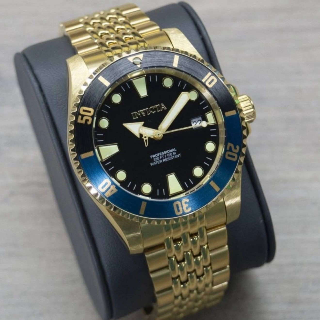 Invicta Men´s Pro Diver Automatic 44mm Blak Dial Watch