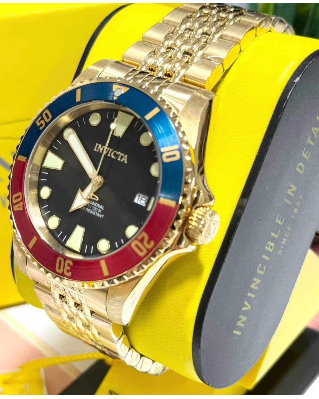 Invicta Pro Diver 44mm Men´s - Blak Dial Quartz Automatic Stainless Gold Watch