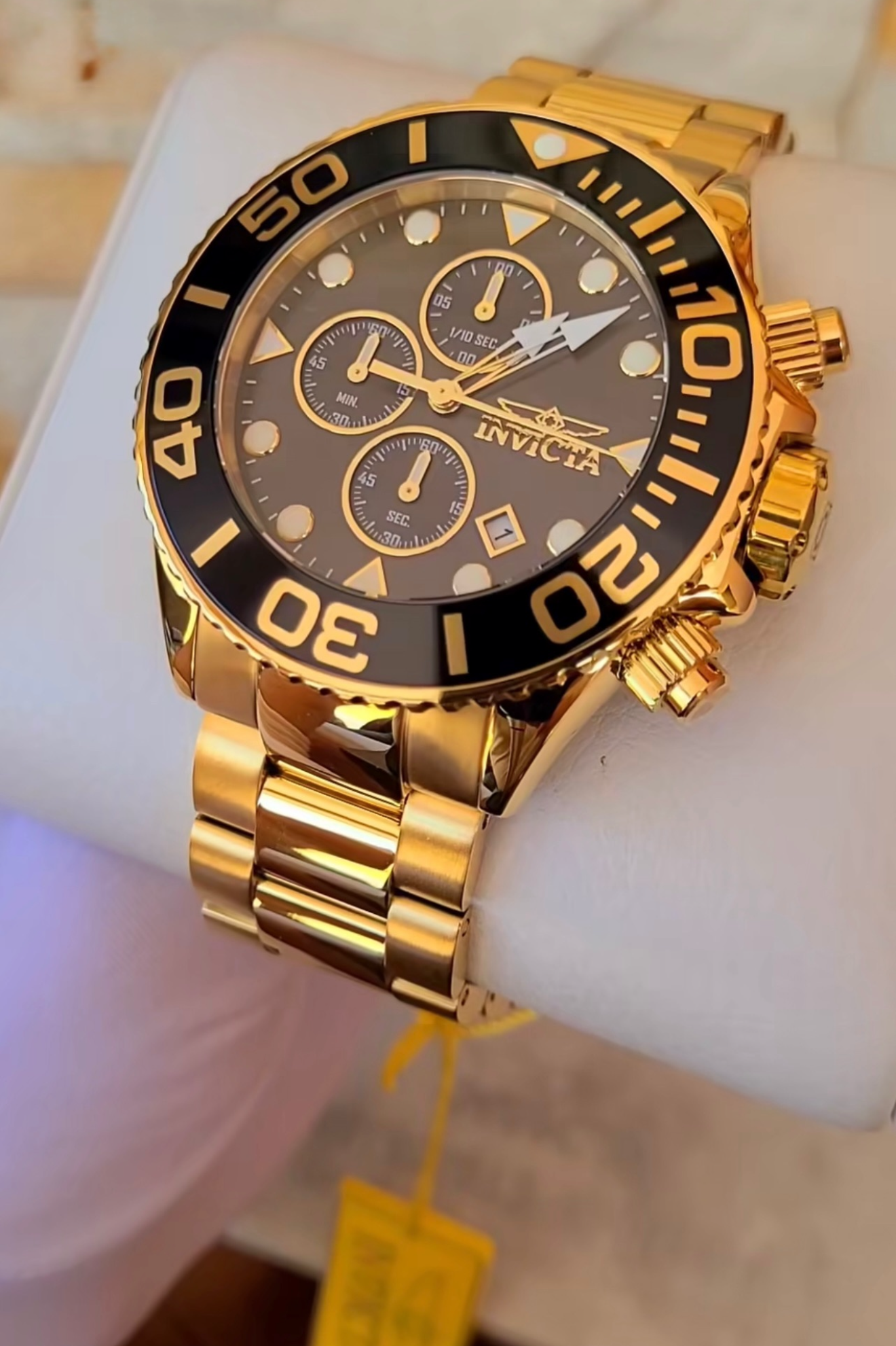 Invicta Grand Diver Men´s Watch- 52mm Gold/ Black Diak/ Chronograph