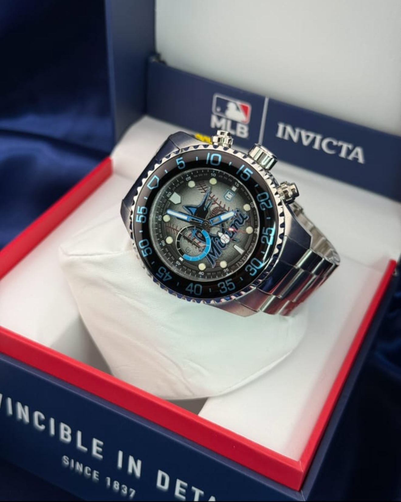 Invicta MLB Special Edichon Marlins Miami 50mm Chronograph / Quartz