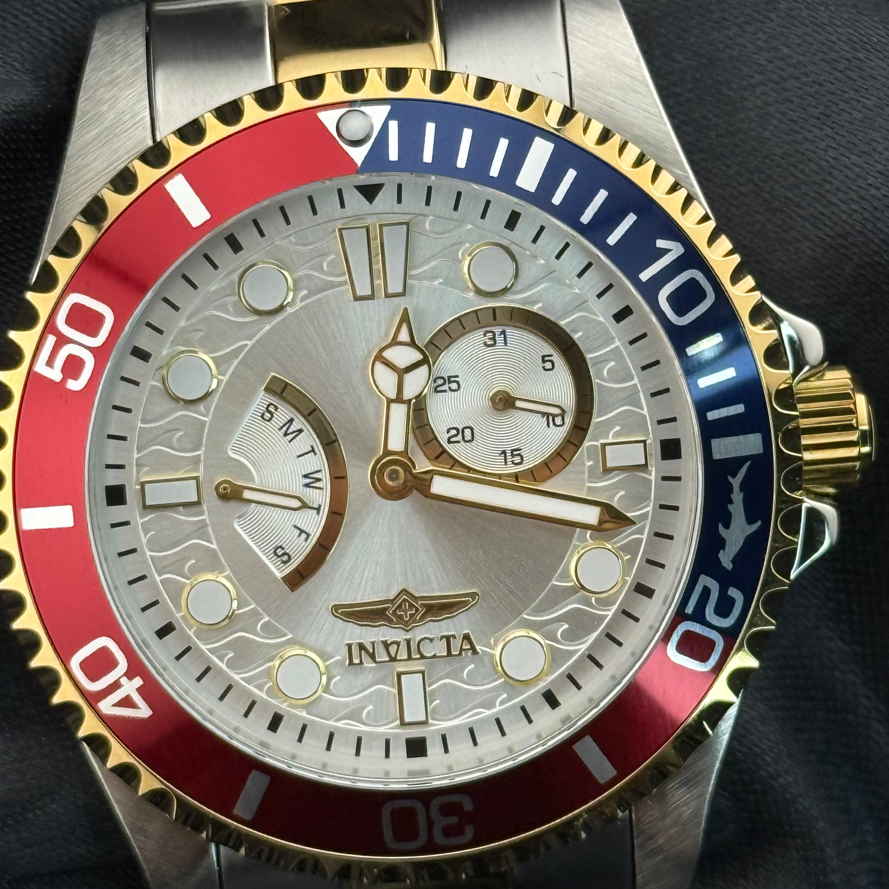 Invicta Pro Diver Quartz Silver Dial Men´s Watch 42mm