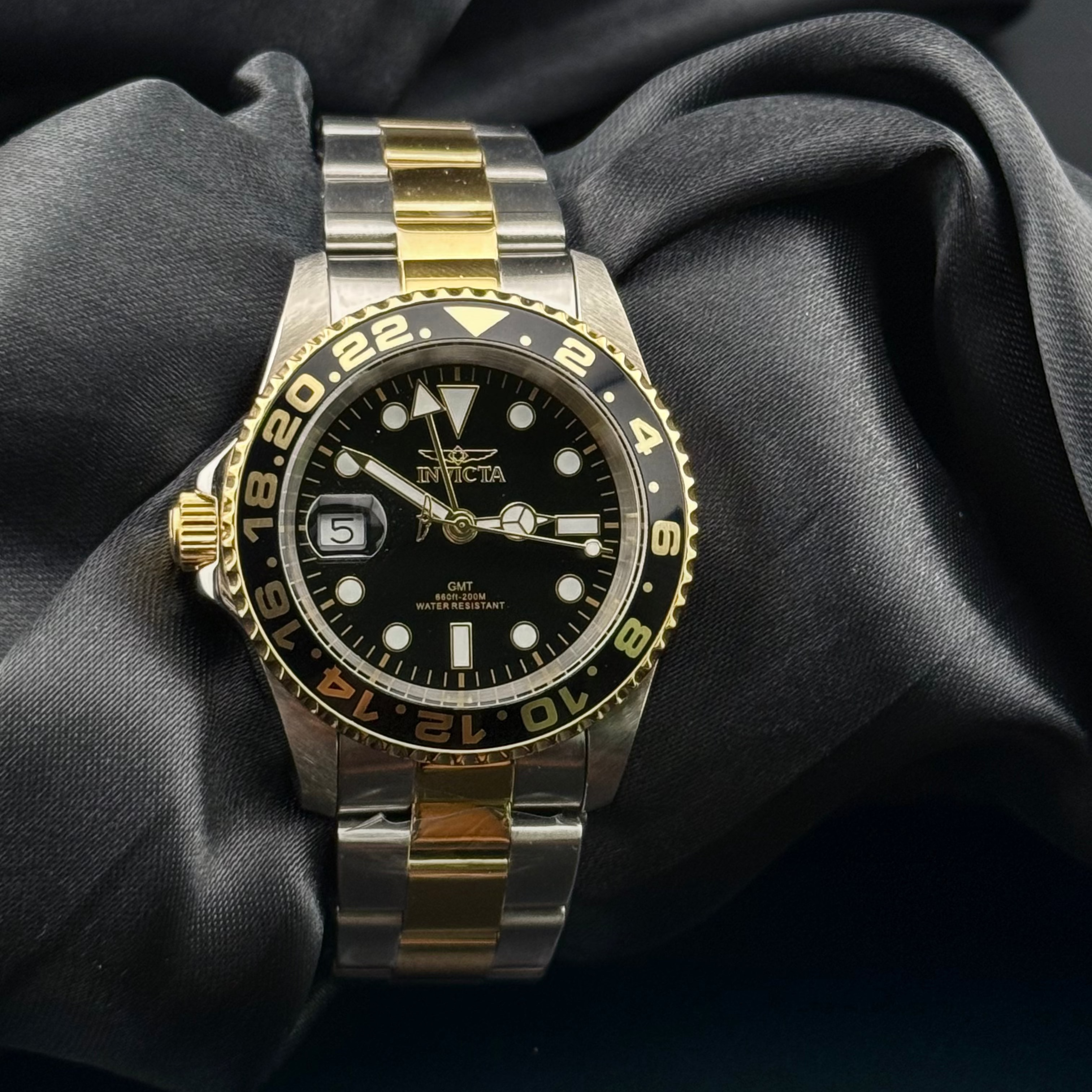 Invicta Pro Diver Left-Handed Swiss Ronda GMT/ Men´s Watch 42mm ,Steel Gold