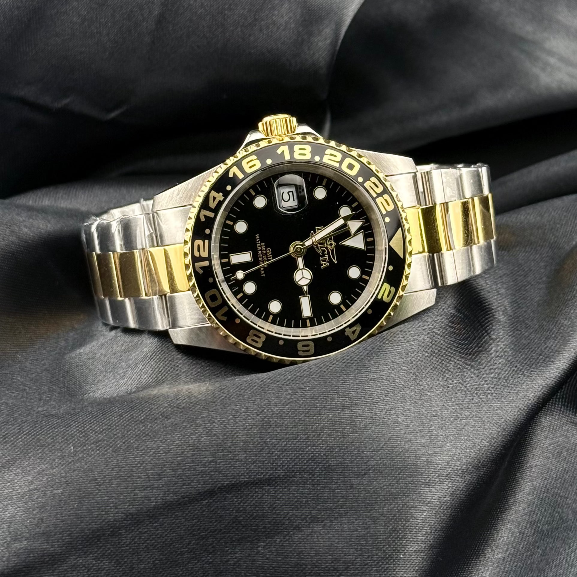 Invicta Pro Diver Left-Handed Swiss Ronda GMT/ Men´s Watch 42mm ,Steel Gold